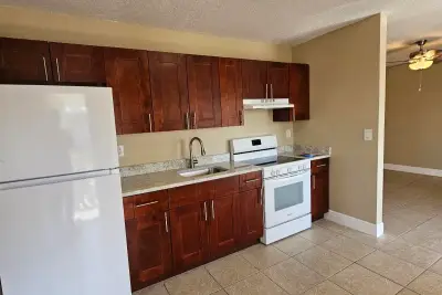 1200 W Blue Heron Blvd #8, Riviera Beach: photo 1 of 18