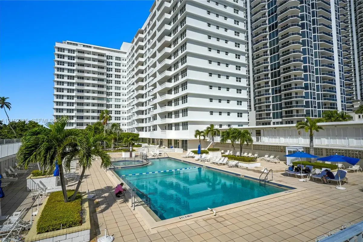4747 Collins Ave #1506, Miami Beach: photo 1 of 12