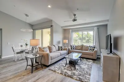 1223 Villa Cir, Boynton Beach: photo 1 of 47