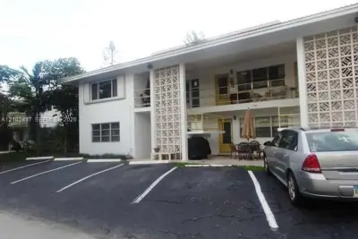 3212 Colony Club Rd #4, Pompano Beach: photo 1 of 1