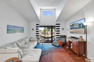 1008 Green Pine Blvd #D3, West Palm Beach: photo 1 of 27