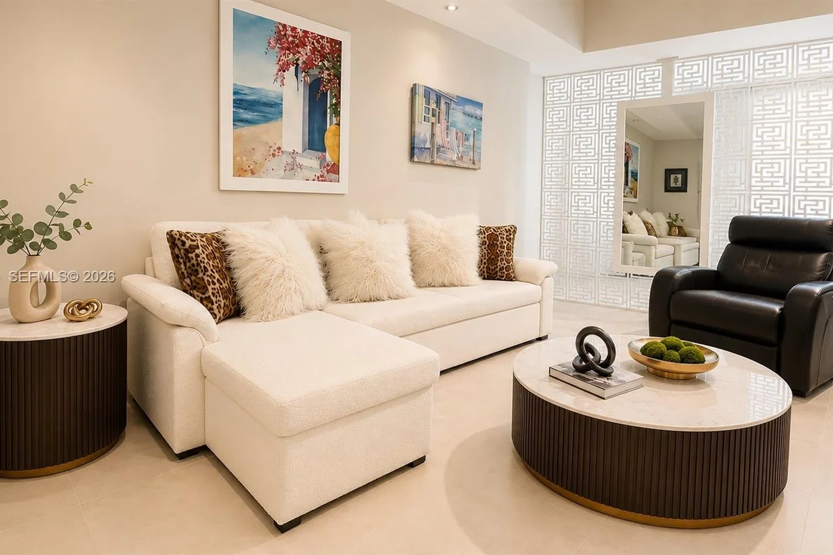 5300 NW 87th Ave #915, Doral: photo 1 of 10