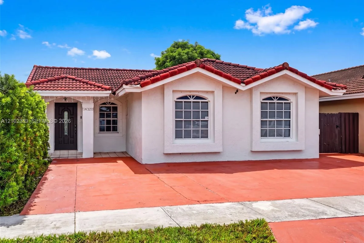 14320 SW 147th Ct, Miami: photo 1 of 39
