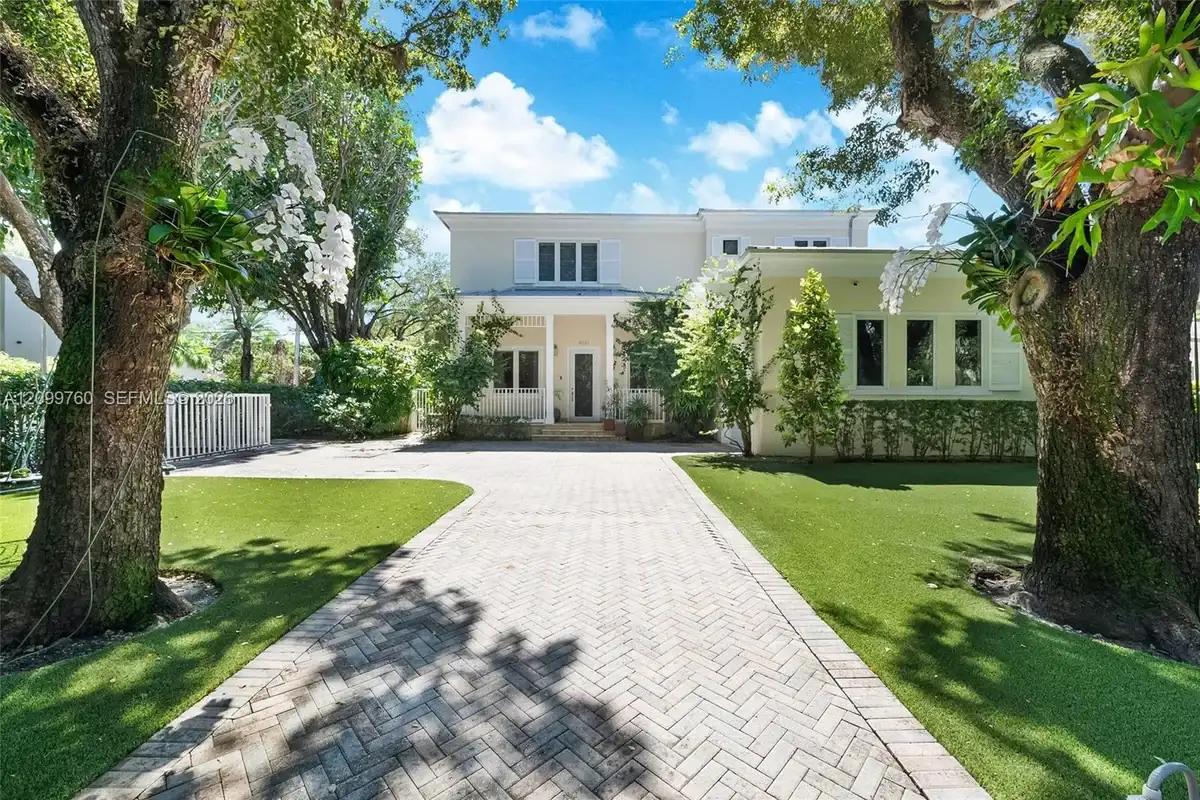 4100 Hardie Ave, Miami: photo 1 of 31
