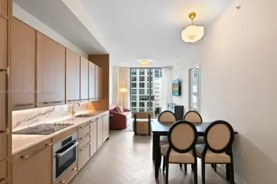 2700 NW 2nd Ave #442, Miami: photo 1 of 13