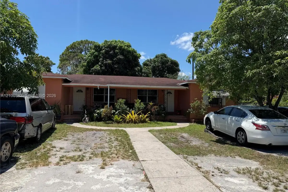 126 NW 118th St, Miami: photo 1 of 1