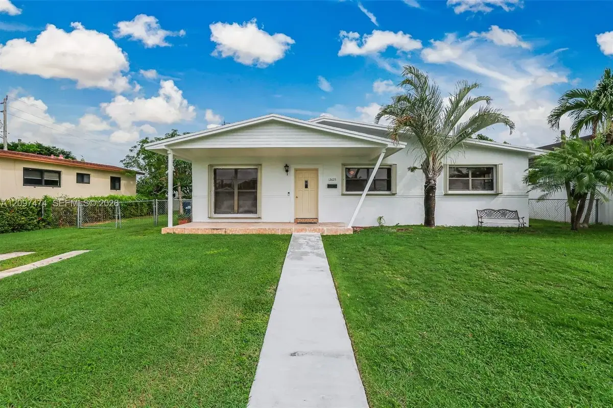 12625 SW 187th St, Miami: photo 1 of 25