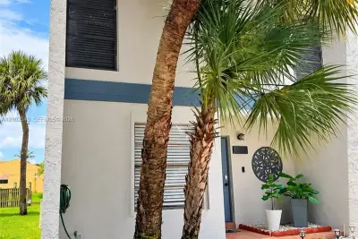 9251 NW 14th Ct #257, Pembroke Pines: photo 1 of 37