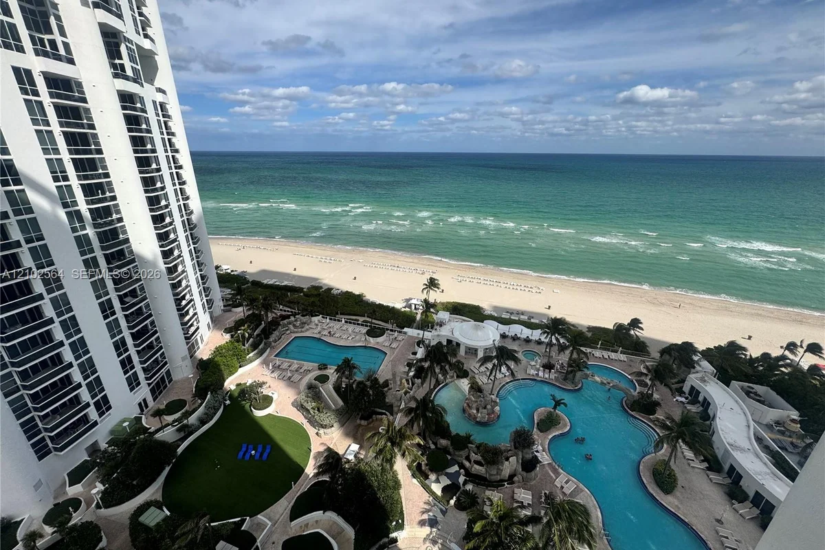 18001 Collins Ave #808, Sunny Isles Beach: photo 1 of 31