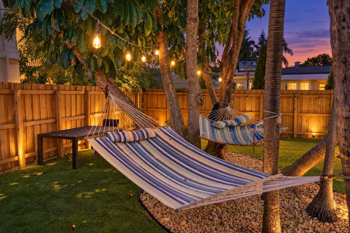 1986 NE 5th St #1, Deerfield Beach: photo 1 of 41