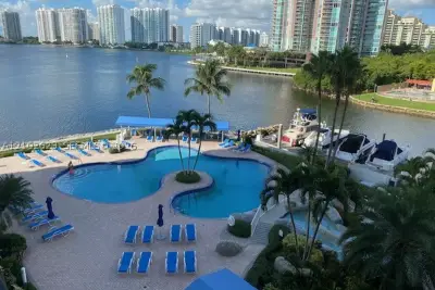 3530 Mystic Pointe Dr #2703, Aventura: photo 1 of 21