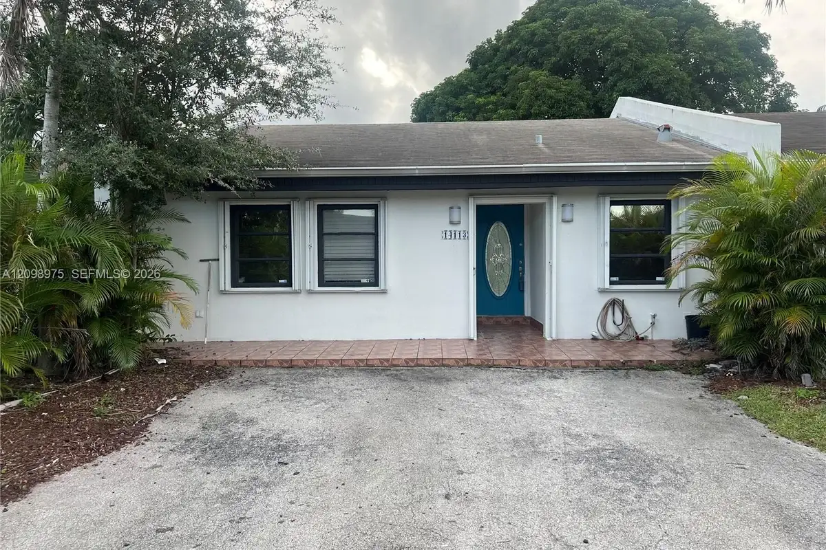 14113 SW 55th St, Miami: photo 1 of 16