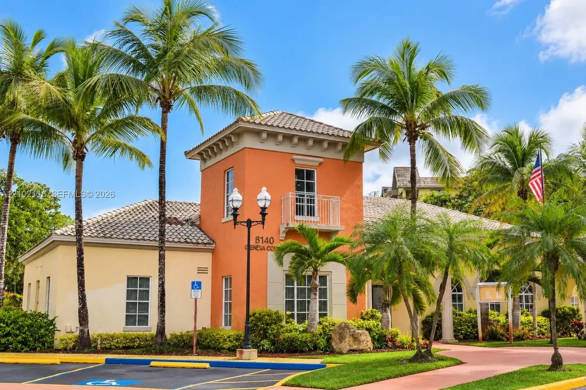 8235 Lake Dr #301, Doral: photo 1 of 16