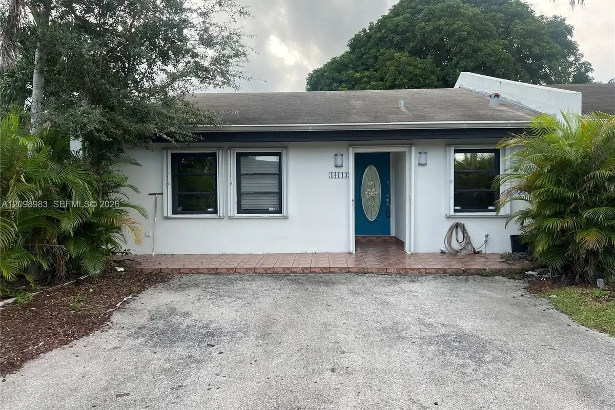 14113 SW 55th St, Miami: photo 1 of 14