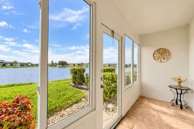 158 Chatham H, West Palm Beach: photo 1 of 16