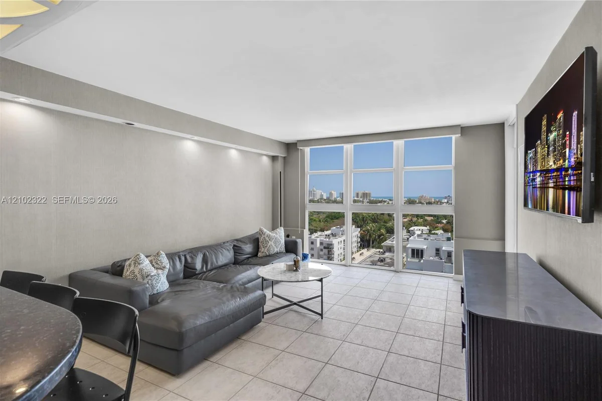 1228 West Ave #1110, Miami Beach: photo 1 of 26