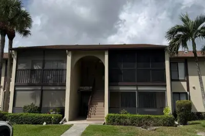 821 Sky Pine Way #C2, West Palm Beach: photo 1 of 10
