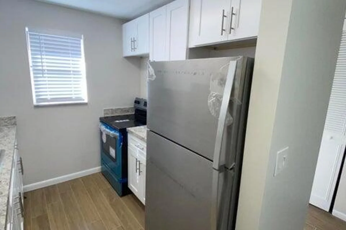 450 SW 2nd Ave #2030, Boca Raton: photo 1 of 16