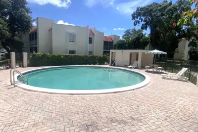 618 NW 13th St #0120, Boca Raton: photo 1 of 8
