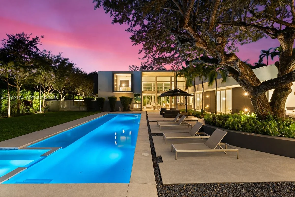 12625 SW 78th Ave, Pinecrest: photo 1 of 41