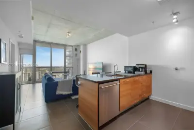 3301 NE 1st Ave #H2711, Miami: photo 1 of 16
