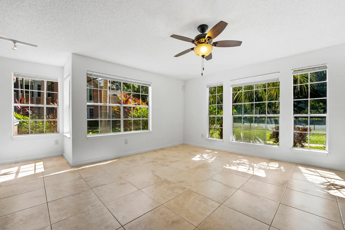 1001 Crystal Way #O, Delray Beach: photo 1 of 38