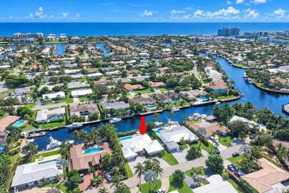 1020 SE 12th Ter SE, Deerfield Beach: photo 1 of 49