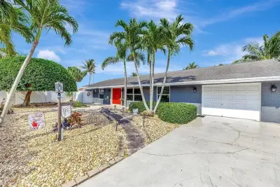 7187 Thompson Rd, Boynton Beach: photo 1 of 44