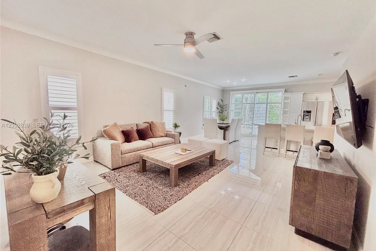 12616 Shoreline Dr #102, Wellington: photo 1 of 47