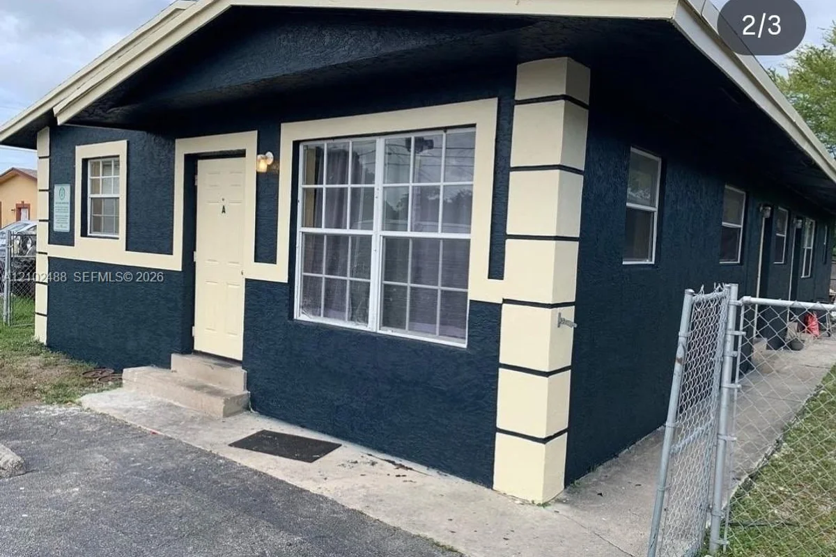 770 SW 2nd Ave, Deerfield Beach: photo 1 of 6