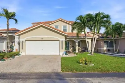 4461 SW 162nd Ct, Miami: photo 1 of 45
