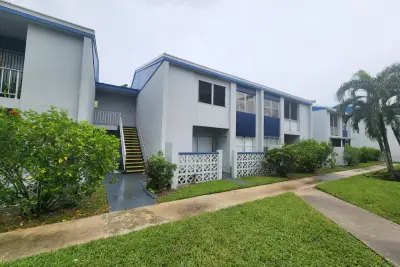 2011 NW 46th Ave #B102, Lauderhill: photo 1 of 21