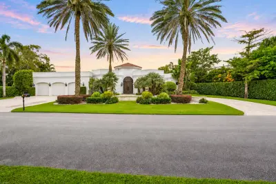 2344 Golf Brook Dr, Wellington: photo 1 of 39