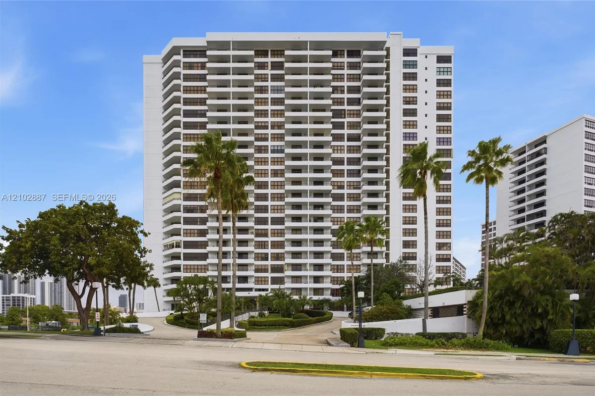2500 Parkview Dr #415, Hallandale Beach: photo 1 of 27