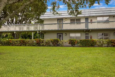 136 Tuscany B, Delray Beach: photo 1 of 25