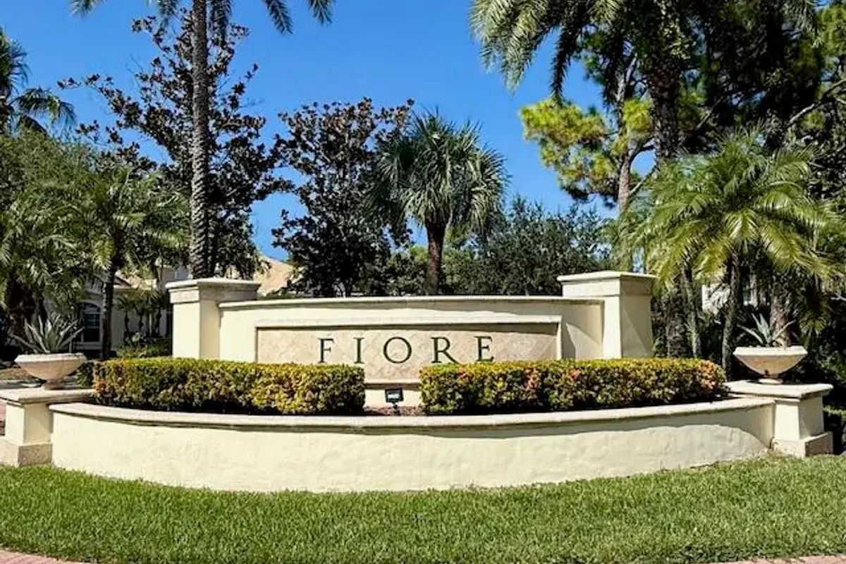 3207 Myrtlewood Cir E, Palm Beach Gardens: photo 1 of 16