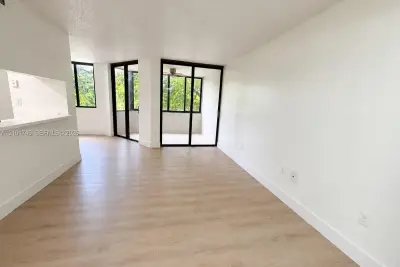 8365 SW 152nd Ave #C-314, Miami: photo 1 of 29