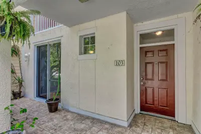175 Galicia Way #103, Jupiter: photo 1 of 38