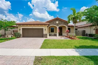 3653 SE 2nd Ct, Homestead: photo 1 of 34