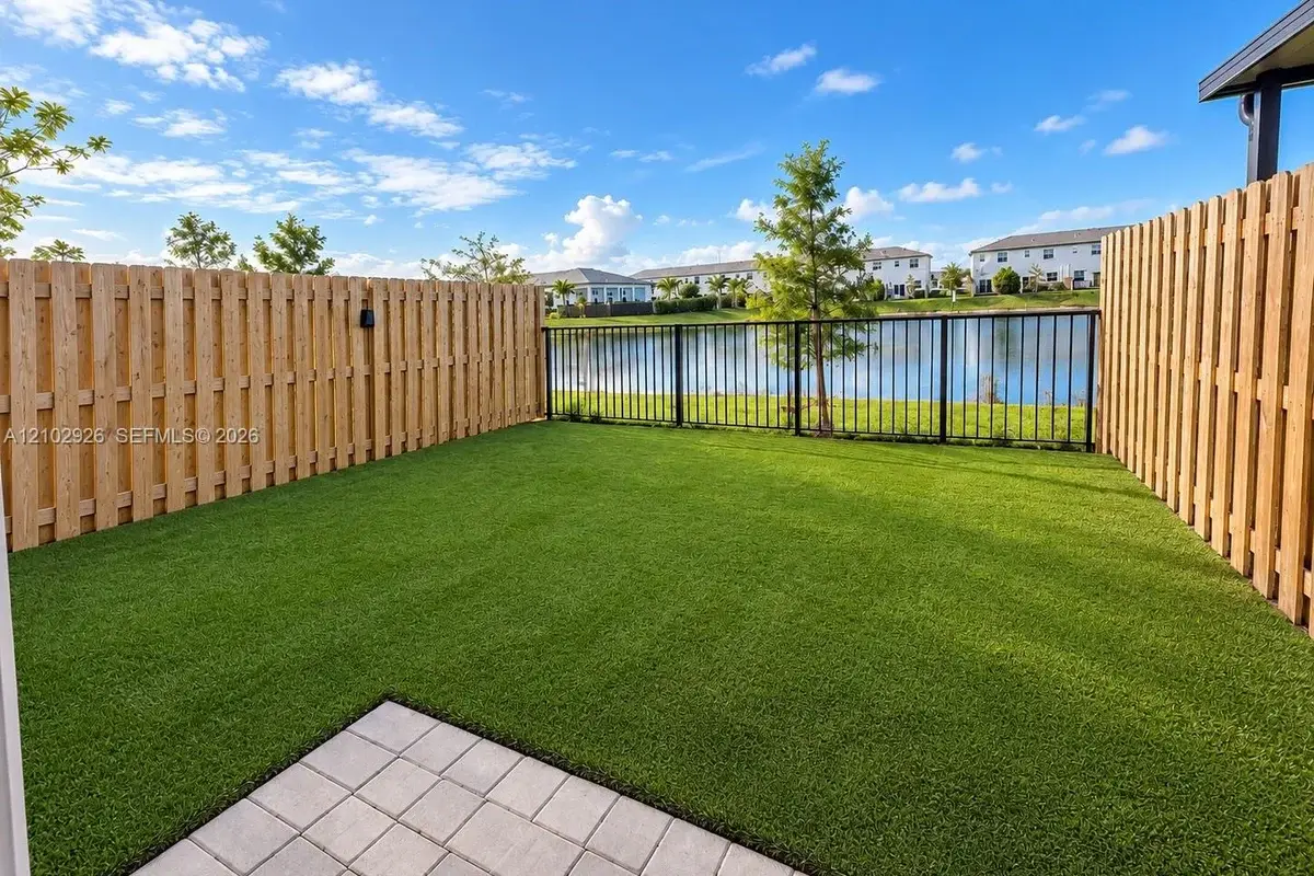 17913 SW 359th Ter, Homestead: photo 1 of 16