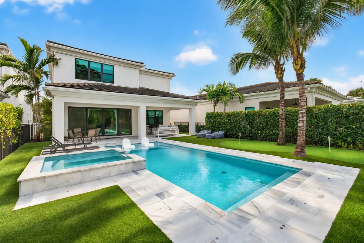 13534 Artisan Cir, Palm Beach Gardens: photo 1 of 54