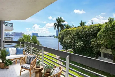19101 NE 36th Ct #302, Aventura: photo 1 of 19