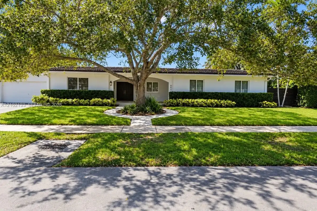 8620 SW 85th Ave, Miami: photo 1 of 41