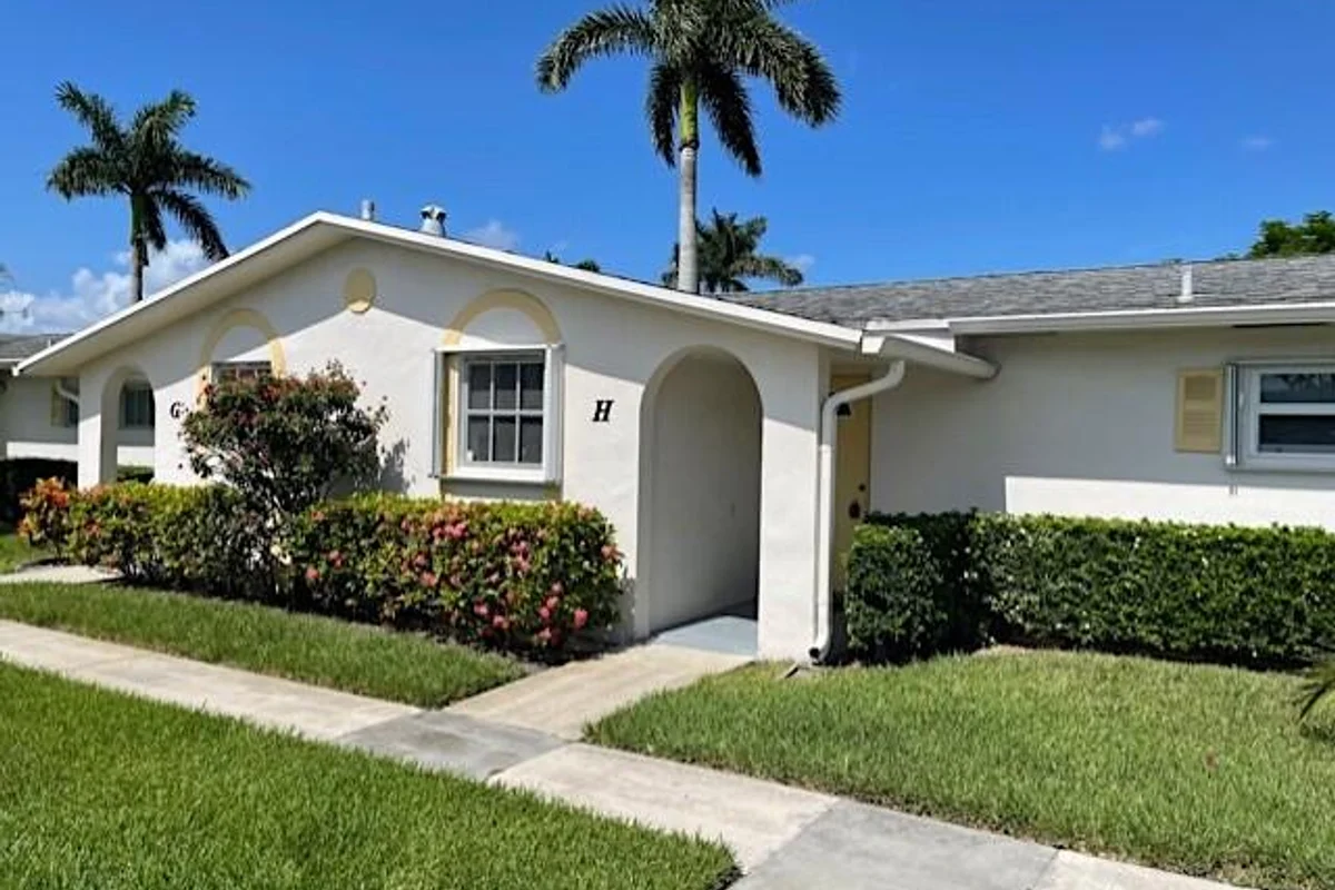2636 Emory Dr E #H, West Palm Beach: photo 1 of 16