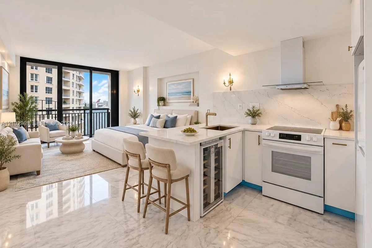 540 Brickell Key Dr #928, Miami: photo 1 of 14