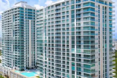 330 Sunny Isles Blvd #5-1401, Sunny Isles Beach: photo 1 of 31