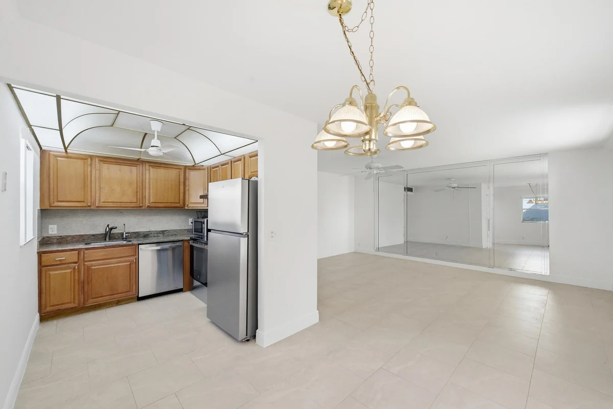 452 Brittany J, Delray Beach: photo 1 of 50