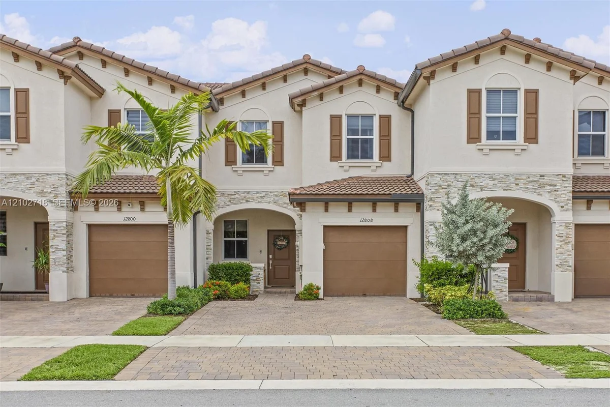 12808 NW 22nd Pl, Miami: photo 1 of 57