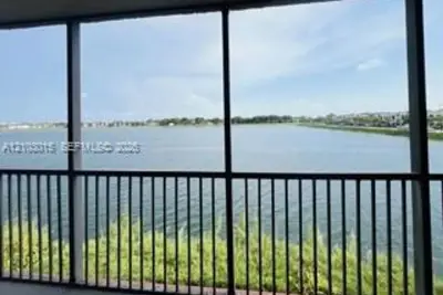 20860 San Simeon Way #205-6, Miami: photo 1 of 21