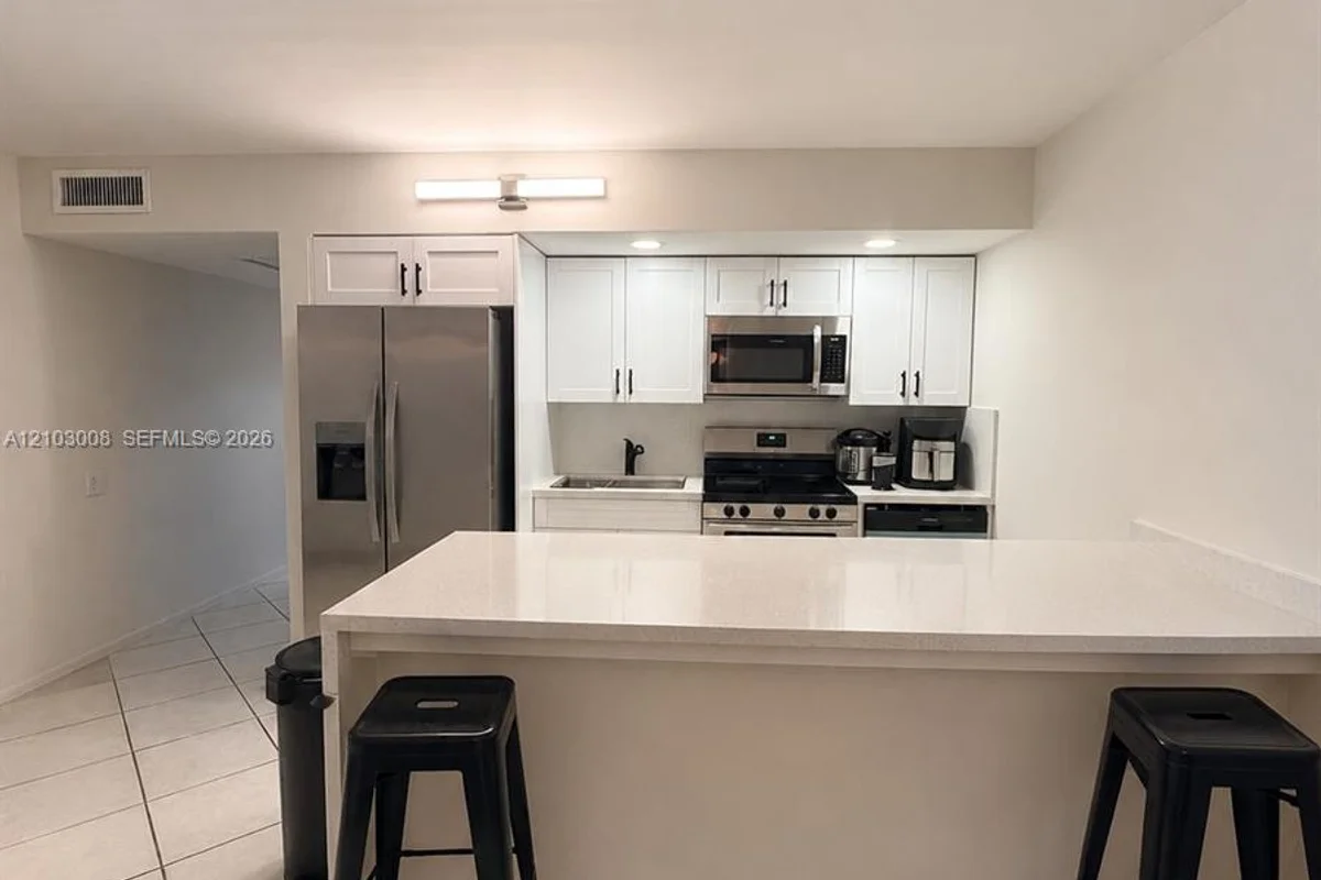 1207 Bahama Bend #E1, Coconut Creek: photo 1 of 8